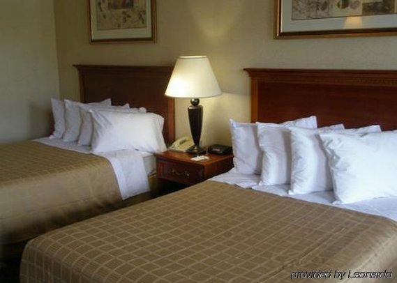 Quality Inn Troutville - Roanoke North Bilik gambar