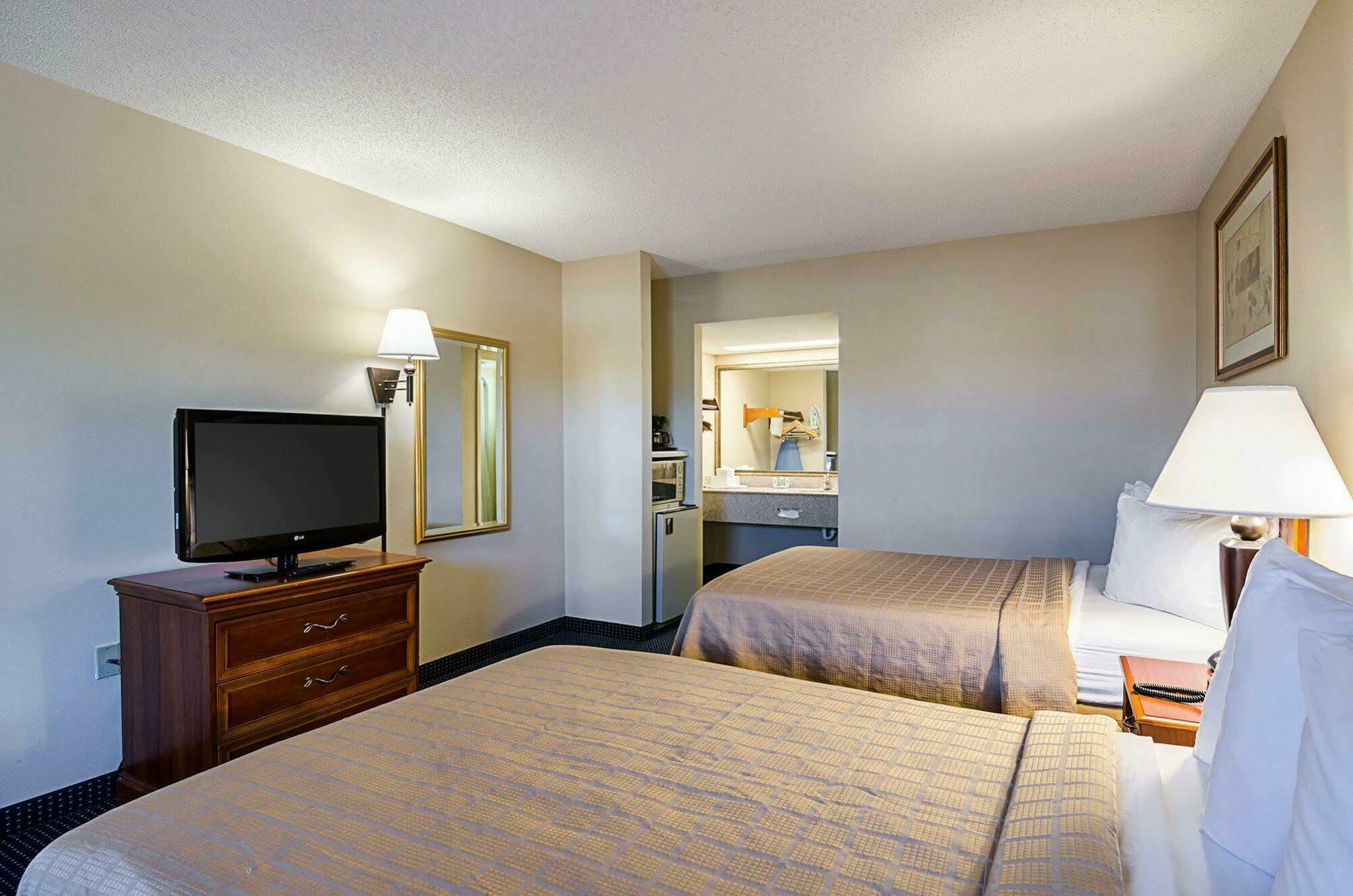 Quality Inn Troutville - Roanoke North Luaran gambar